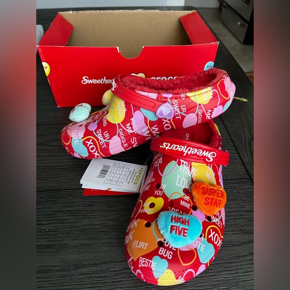 CROCS X SWEETHEARTS Collaboration ELEVATED Classic Lined Clogs J5 - Picture 5 of 9